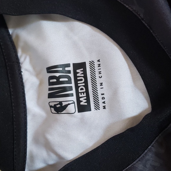 Men's Logo Performance Crewneck Pullover Tee- Medium - Picture 4 of 5